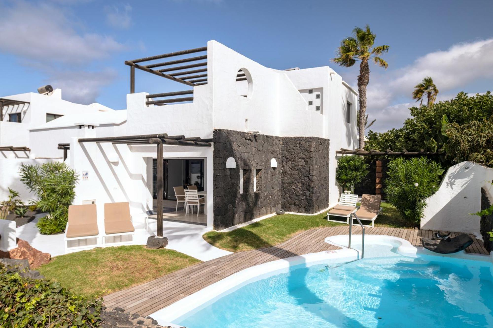 Kamezi Boutique Hotel Villas Playa Blanca  Szoba fotó