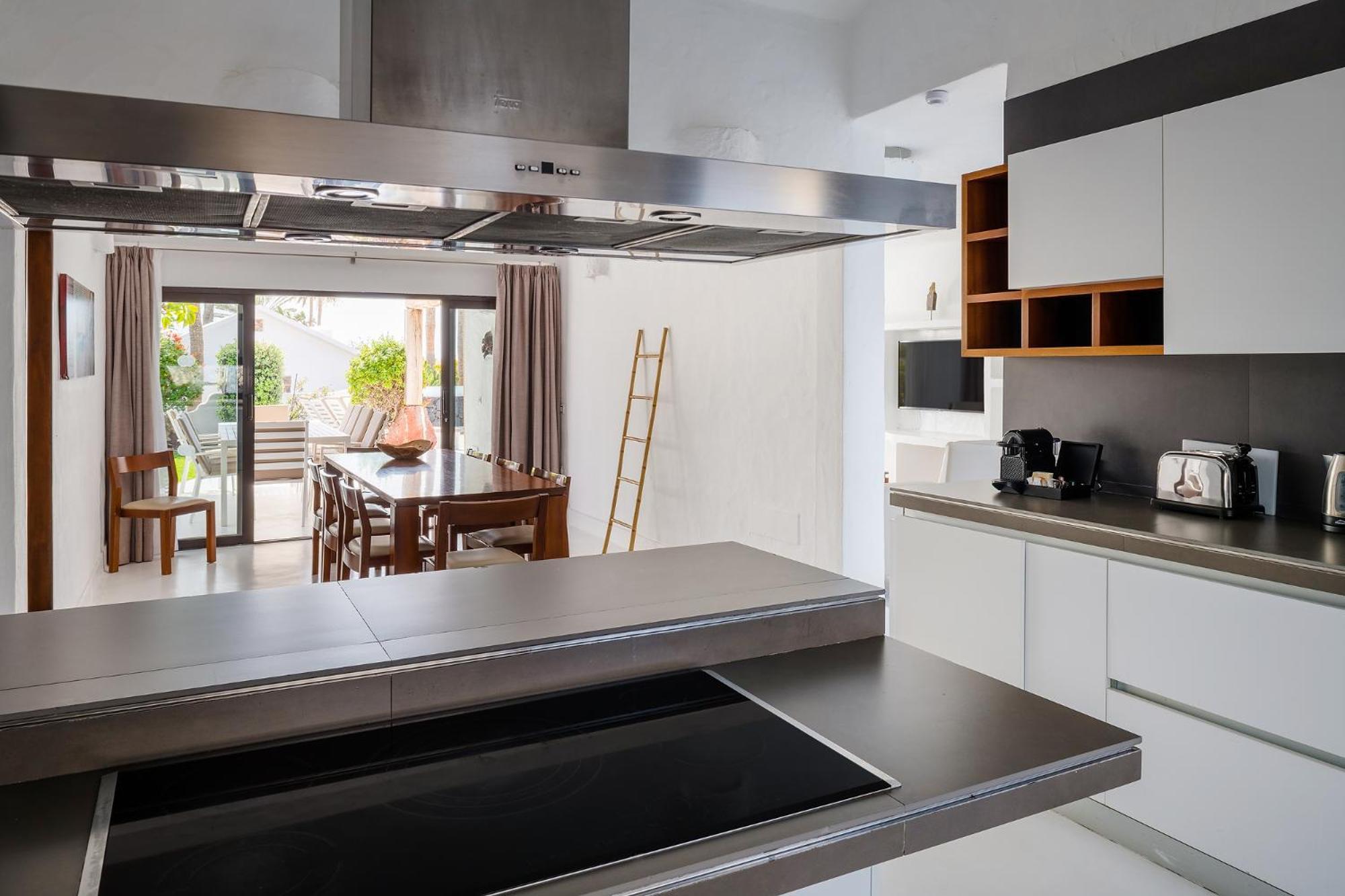 Kamezi Boutique Hotel Villas Playa Blanca  Szoba fotó