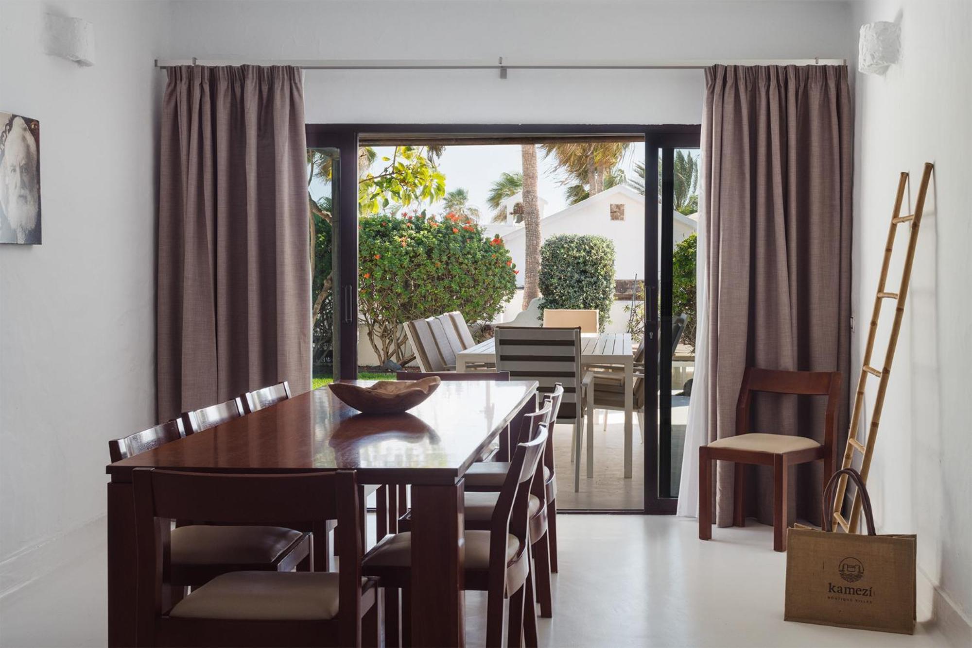 Kamezi Boutique Hotel Villas Playa Blanca  Szoba fotó